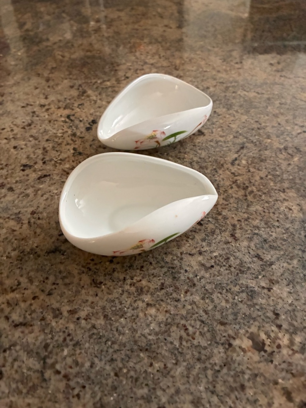 Floral Bird Porcelain Ceramic Coffee Bean Tea Dosing Cup Bowl Holder- Set of 2
